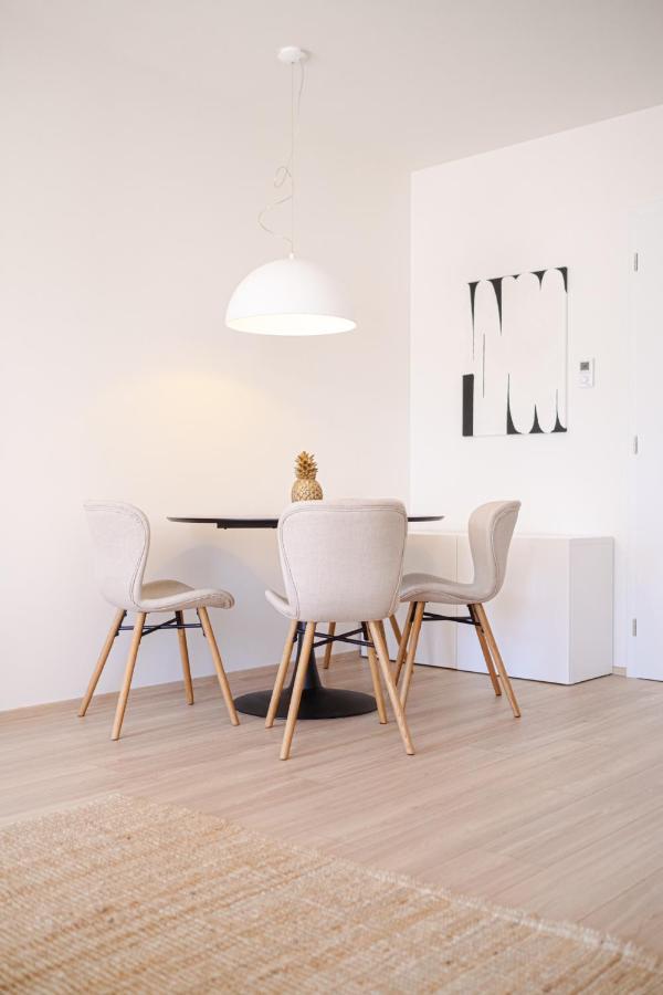 Newly Built Apartment In Vibrant Neighbourhood Prague Exterior photo